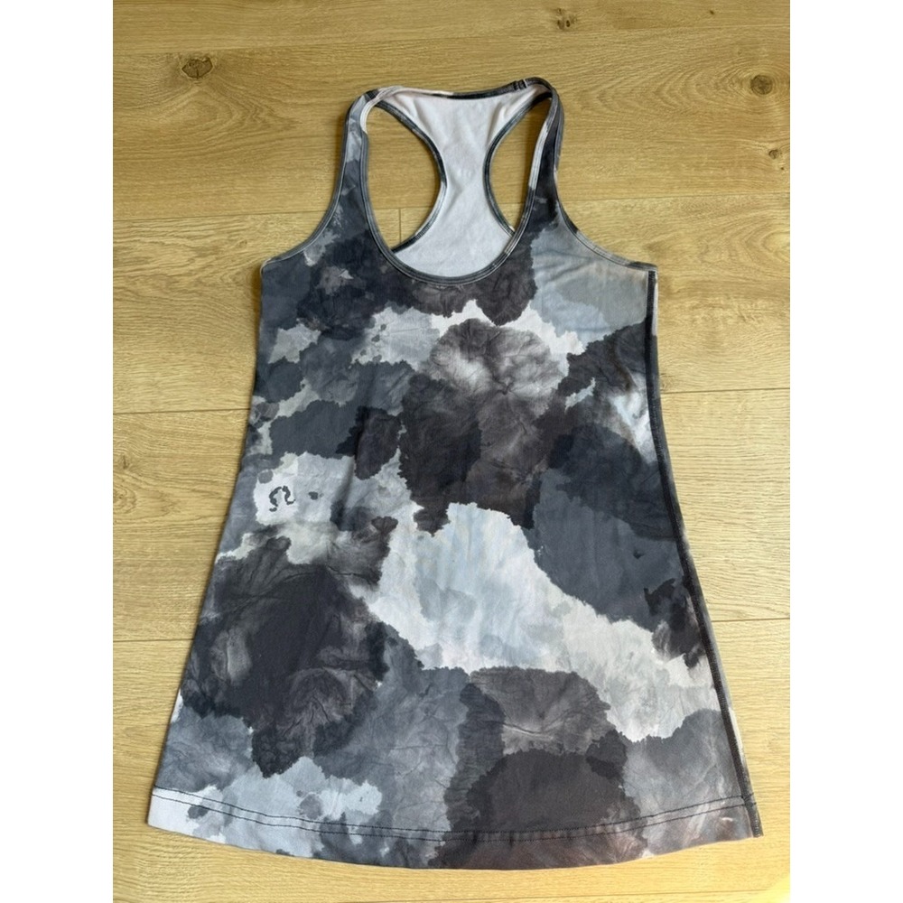 EUC Lululemon Racerback Logo Yoga Scoop Tank Top Gray White RARE! Tie-dye size 4